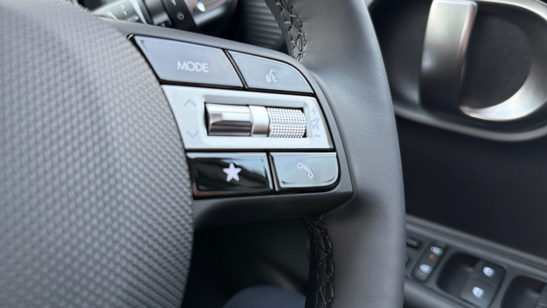 Hyundai INSTER 85kW 02 49kWh 5dr Auto Electric Hatchback